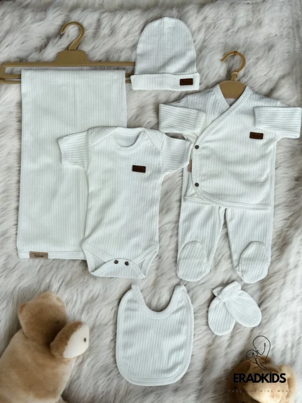 7'li Beyaz Organik Pamuk  Bebek Hastane Çıkışı Seti (Battaniyeli) – %100 Organik Pamuk