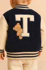 Erkek Bebek Peluş Kolej Ceketi Lacivert – Trolly Club Nakışlı, Yumuşak Polar Kumaş - Görsel 3